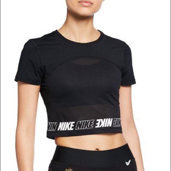 NWOT Nike Crop Tee - Picture 1 of 3